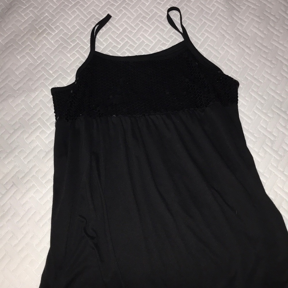 Black sparkly tank top | daisy and max